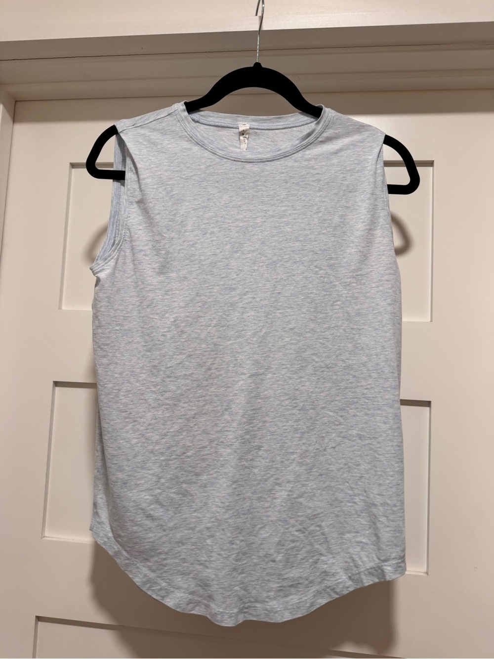 Lululemon Women's Sleeveless Crew Neck Tank Top - Light Blue
